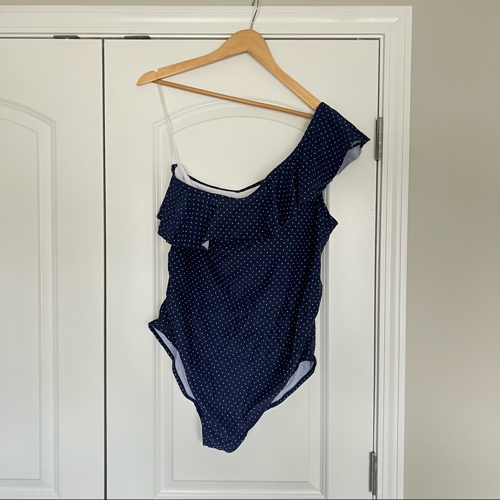 One shoulder maternity bathing suit